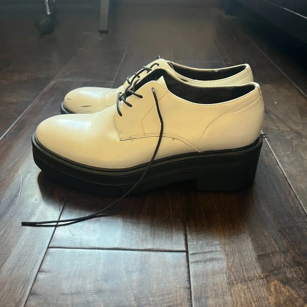 Vagabond x Urban Outfitters Kenova Oxford w/ Platform Heel (size US 7) - Picture 6 of 7